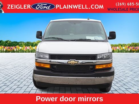 Used 2024 Chevrolet Express 2500 w/ Driver Convenience Package RWD image 8