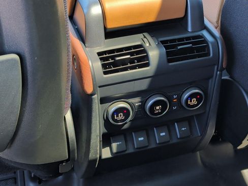 Used 2020 Land Rover Defender 110 X AWD/4WD image 35