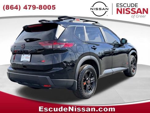 Certified 2025 Nissan Rogue Rock Creek image 4
