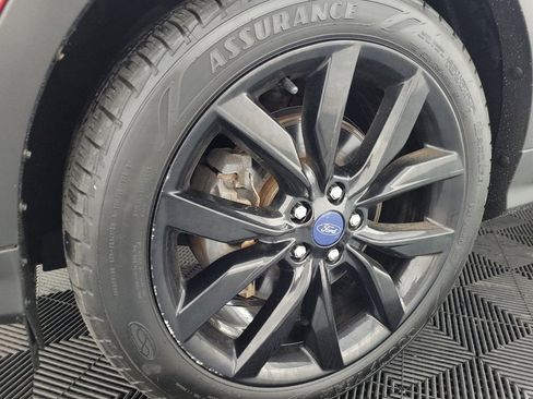 Used 2018 Ford Escape SE w/ SE Sport Appearance Package AWD/4WD image 31