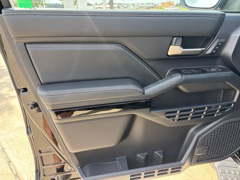 New 2026 Toyota 4Runner Limited AWD/4WD image 22