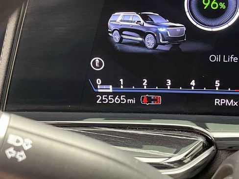 Certified 2023 Cadillac Escalade Sport AWD/4WD image 17
