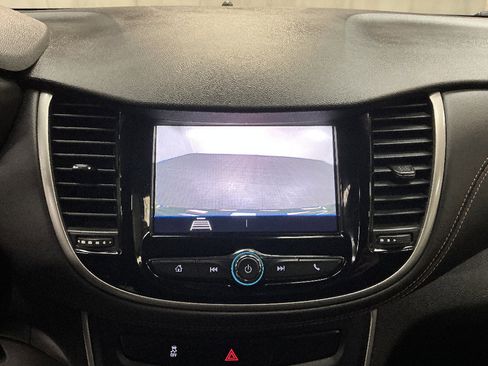 Used 2020 Chevrolet Trax LS w/ Tint and Cruise Package image 15