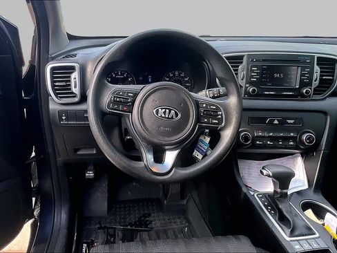 Used 2017 Kia Sportage LX AWD/4WD image 6