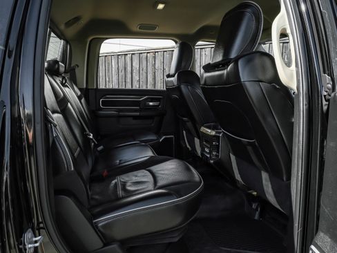 Used 2021 RAM 3500 Laramie image 35