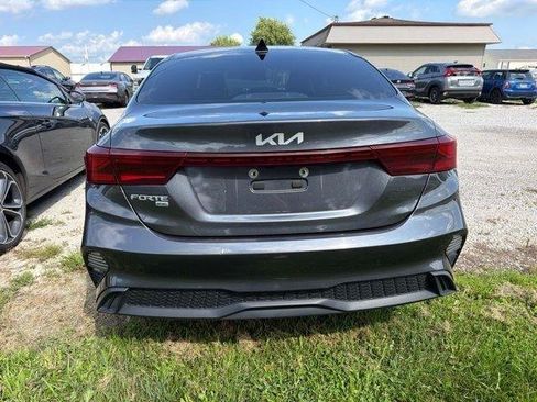 Used 2023 Kia Forte LX FWD image 5