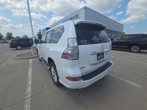 Used 2017 Lexus GX 460 AWD/4WD image 6