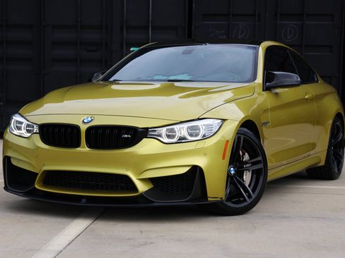 Used 2015 BMW M4 Coupe RWD image 1