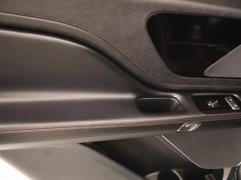 Used 2023 Lincoln Aviator AWD w/ Premium Package image 19