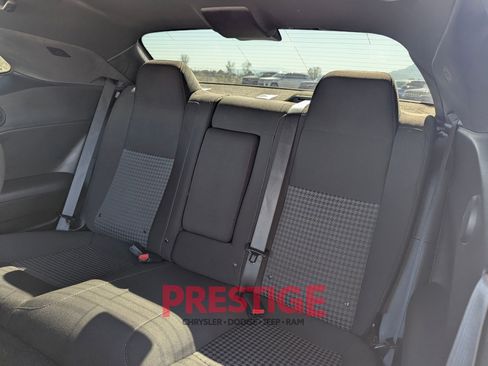 Used 2023 Dodge Challenger R/T w/ Blacktop Package image 30