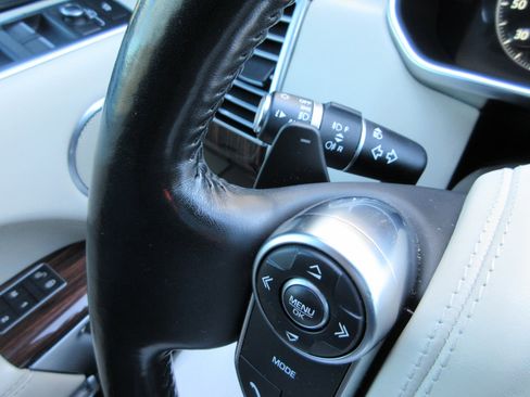 Used 2017 Land Rover Range Rover Supercharged image 57