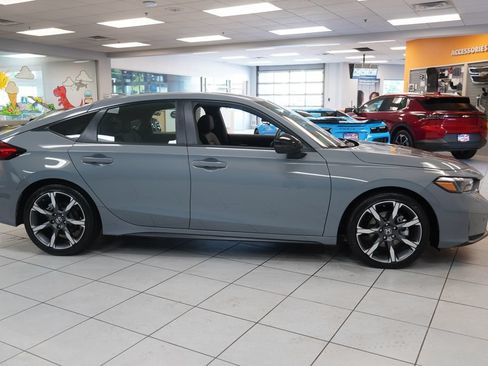 Used 2025 Honda Civic Sport Touring image 13