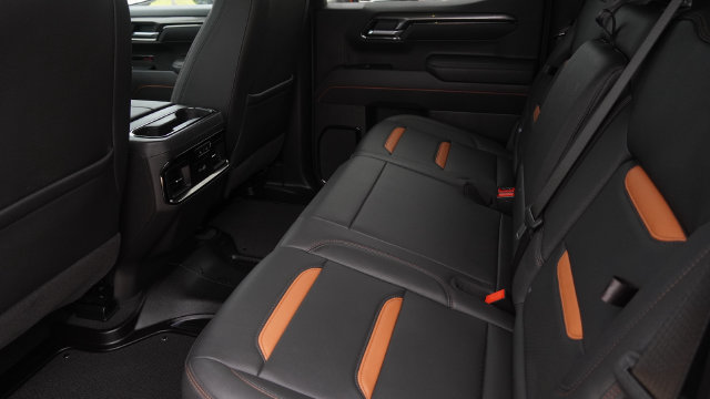 Used 2025 GMC Sierra 1500 AT4 AWD/4WD image 14