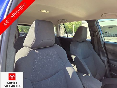 Used 2023 Toyota Corolla Cross LE FWD image 15