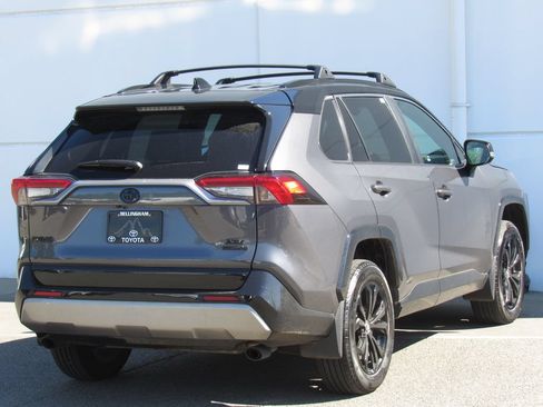 Certified 2023 Toyota RAV4 XSE w/ XSE Grade Weather Package AWD/4WD image 6