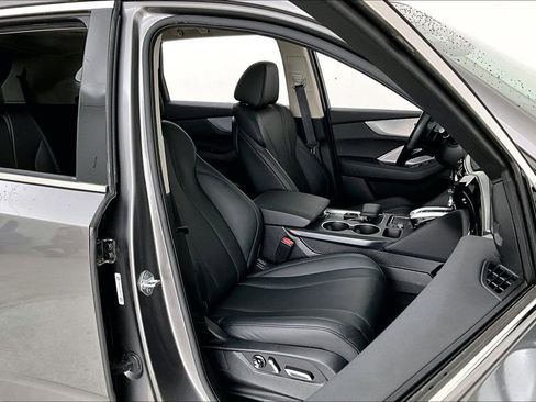 Certified 2023 Acura MDX FWD image 9
