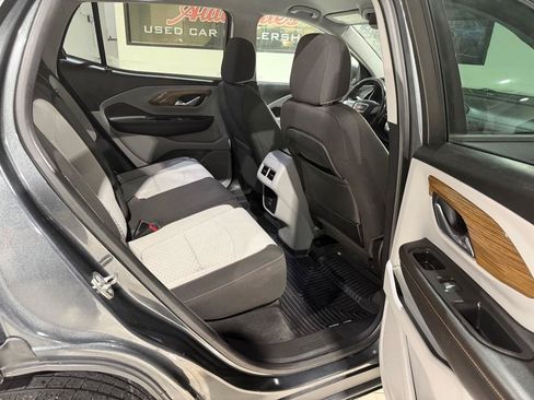 Used 2019 GMC Terrain SLE w/ Driver Convenience Package FWD image 10