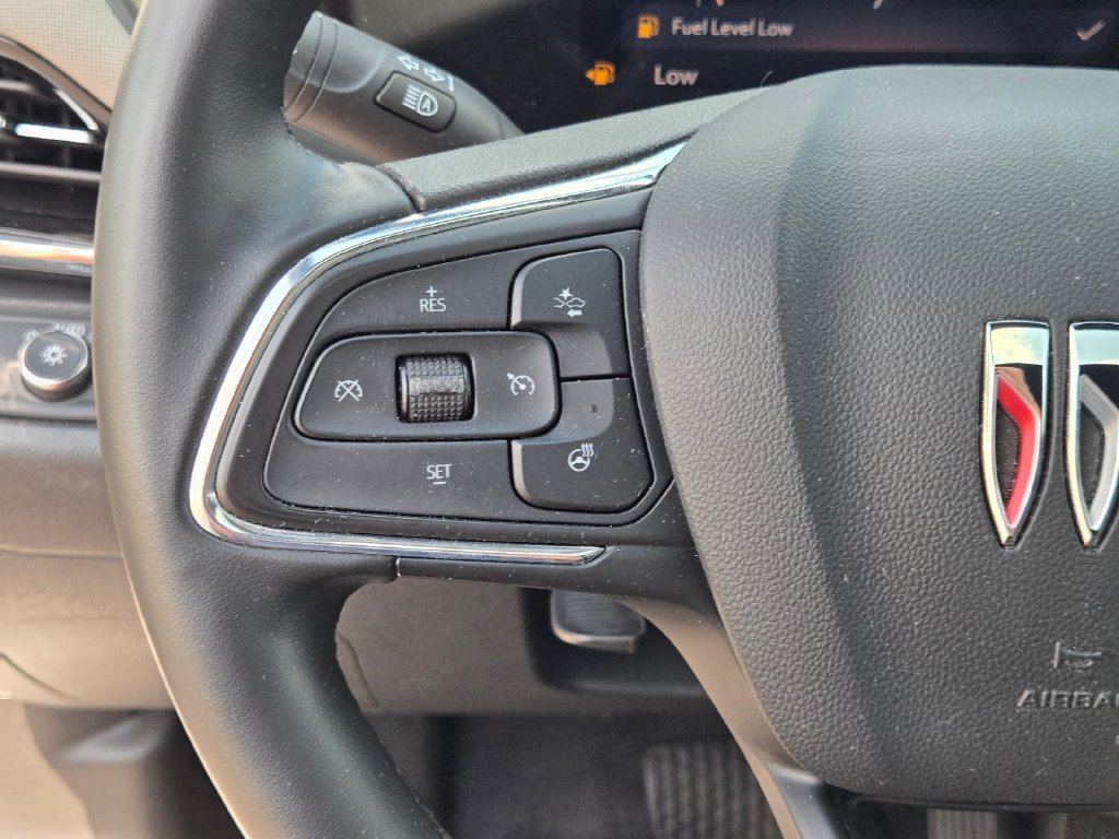 Used 2025 Buick Envista Avenir FWD image 22