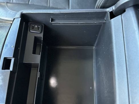 Used 2019 GMC Yukon XL Denali RWD image 23