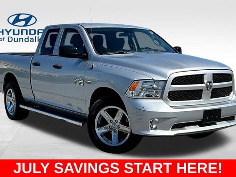 Used 2017 RAM 1500 Express AWD/4WD image 3