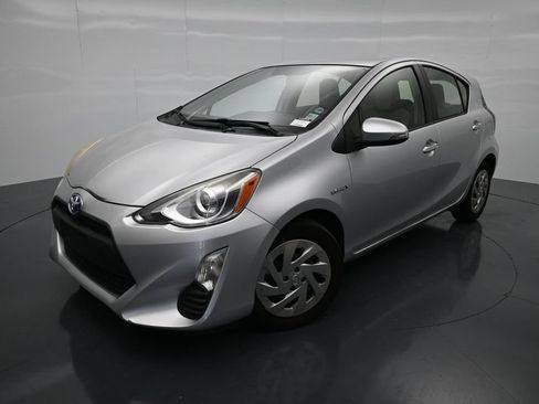 Used 2016 Toyota Prius C One FWD image 1