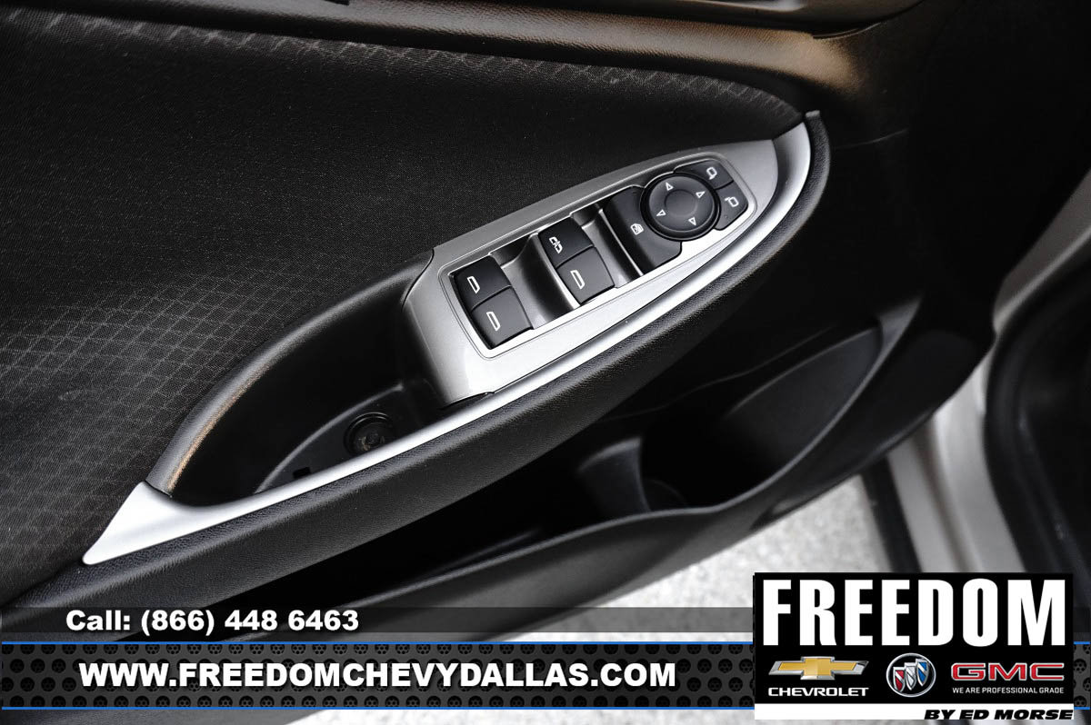 Used 2025 Chevrolet Malibu LT FWD image 33