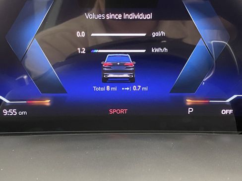 Used 2026 BMW X5 xDrive50e w/ Premium Package image 21