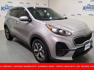 Used 2022 Kia Sportage LX image 1