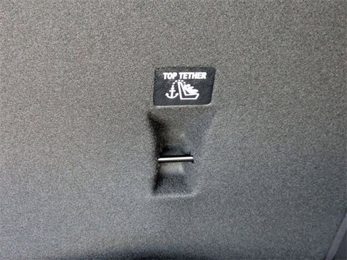 New 2026 Chevrolet Trax RS w/ Sunroof Package image 30