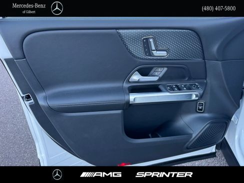 New 2026 Mercedes-Benz GLB 250 GLB 250 image 12