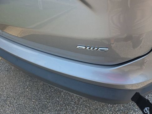 Used 2022 Ford Edge SEL AWD/4WD image 8