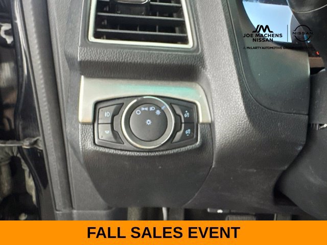 Used 2016 Ford Explorer XLT w/ Equipment Group 202A FWD image 39