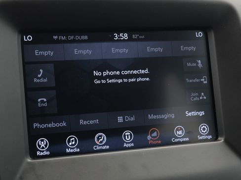 Used 2017 Jeep Compass Latitude w/ Popular Equipment Group FWD image 29