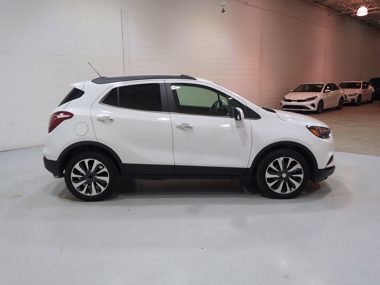 Used 2021 Buick Encore Preferred w/ Safety Package II FWD image 2
