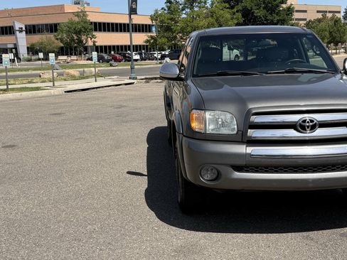 Used 2003 Toyota Tundra SR5 w/ SR5 Extra Value Pkg AWD/4WD image 4
