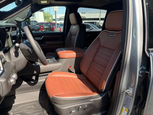 New 2026 GMC Sierra 2500 Denali Ultimate AWD/4WD image 11