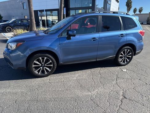 Used 2017 Subaru Forester 2.0XT Premium image 6