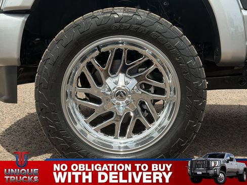 Used 2023 Ford F350 Platinum AWD/4WD image 11