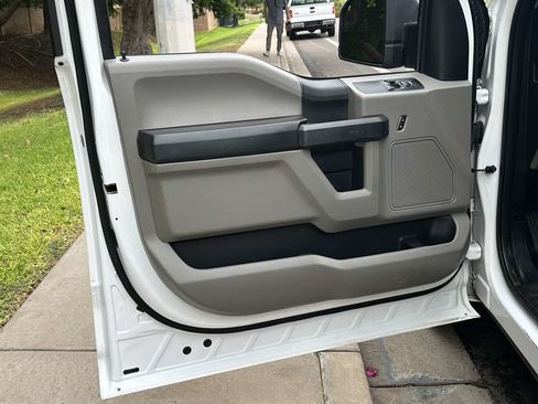 Used 2018 Ford F150 XL w/ Equipment Group 101A Mid RWD image 39