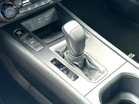 New 2026 Nissan Kicks SV w/ SV Premium Package FWD image 25