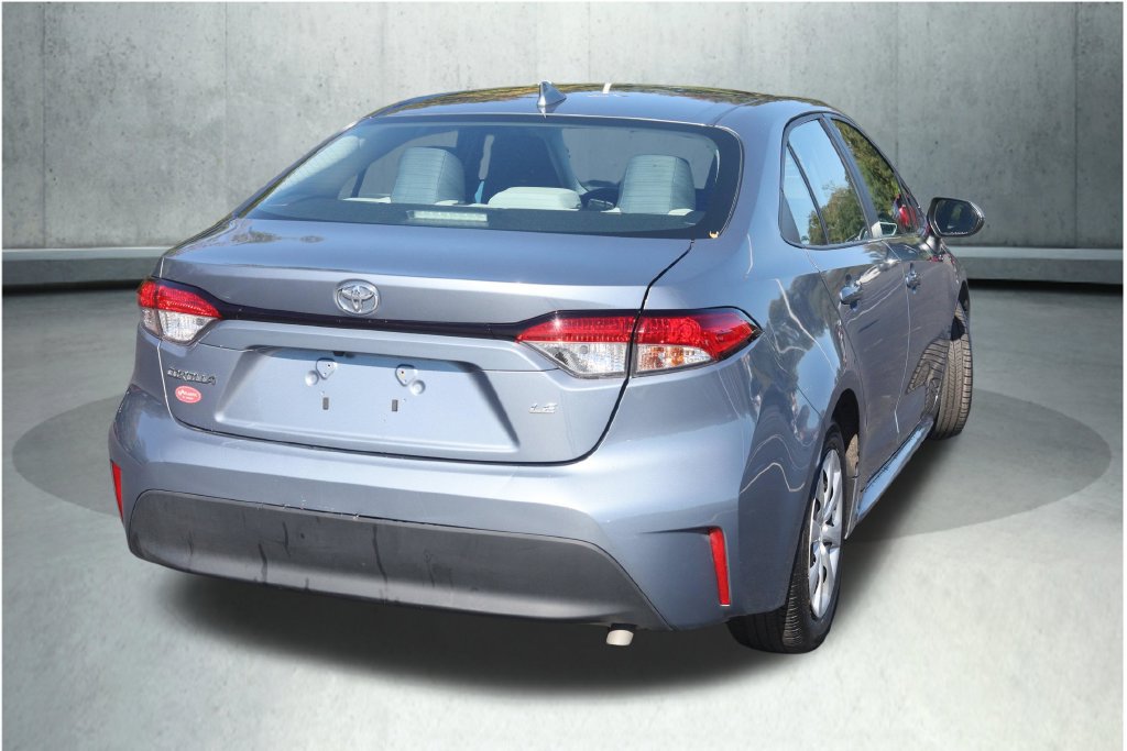 Used 2024 Toyota Corolla LE FWD image 27