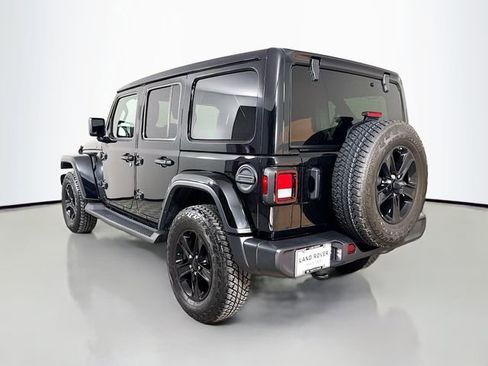 Used 2023 Jeep Wrangler Altitude image 7