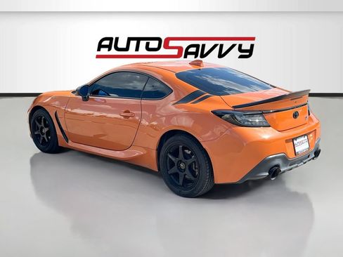 Used 2023 Toyota GR86 10th Anniversary SE RWD image 5