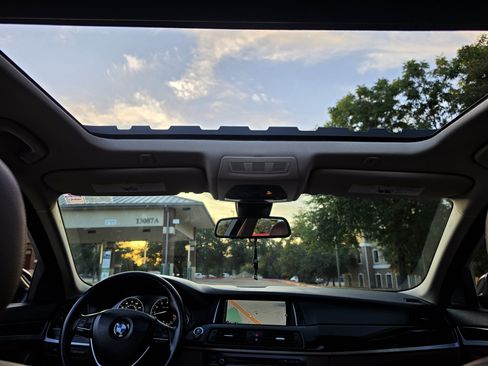 Used 2015 BMW 535i xDrive Sedan AWD/4WD image 29
