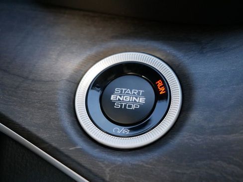 New 2025 Jeep Grand Cherokee Limited image 51