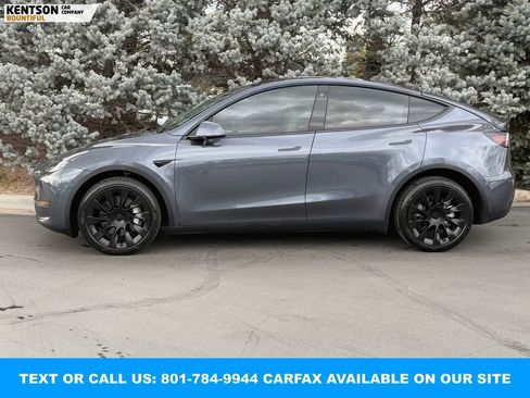 Used 2023 Tesla Model Y Long Range image 4
