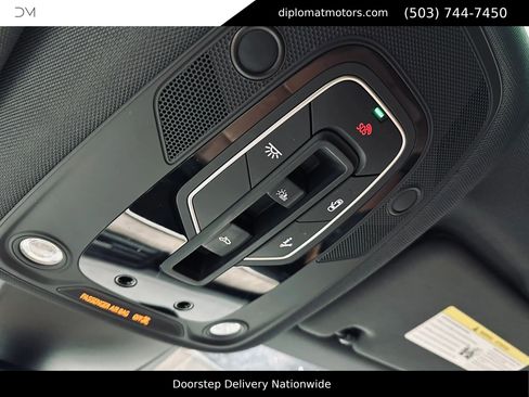 Used 2021 Audi e-tron Premium AWD/4WD image 40