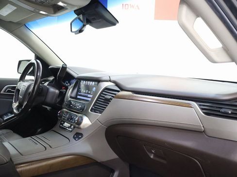 Used 2019 GMC Yukon Denali w/ Denali Ultimate Package image 23