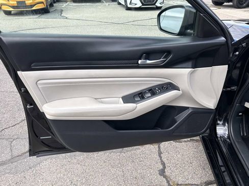 Used 2019 Nissan Altima 2.5 S AWD/4WD image 18