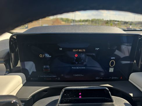 Certified 2025 Lincoln Aviator Reserve w/ Equipment Group 201A image 18